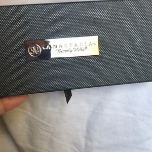 Anastasia Beverly Hills Self Made palette